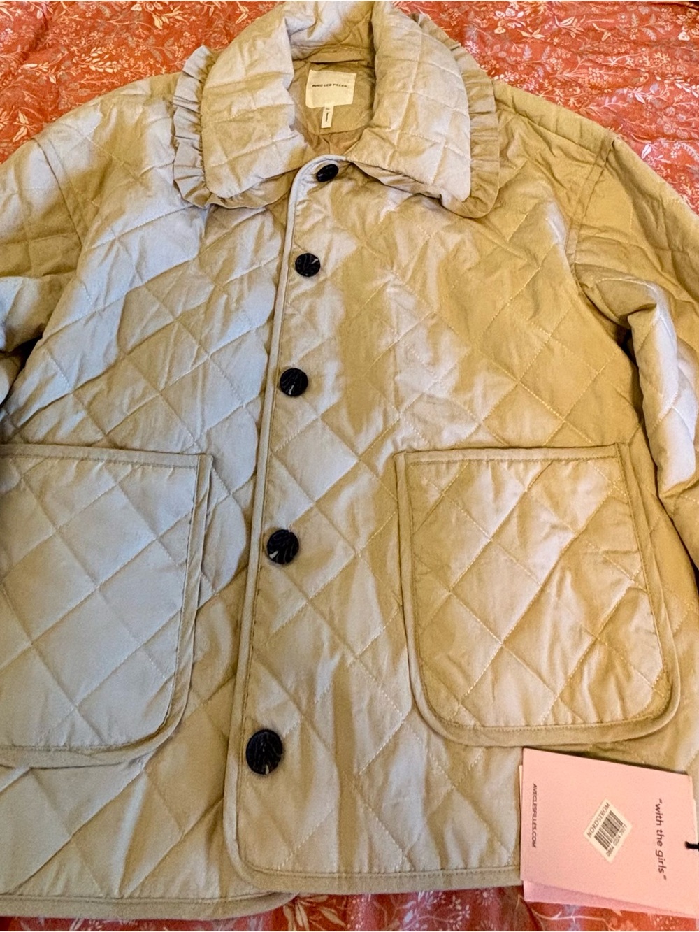 Avec Les Filles Quilted Ruffle-Collar Jacket in Light Cream - Picture 4 of 9